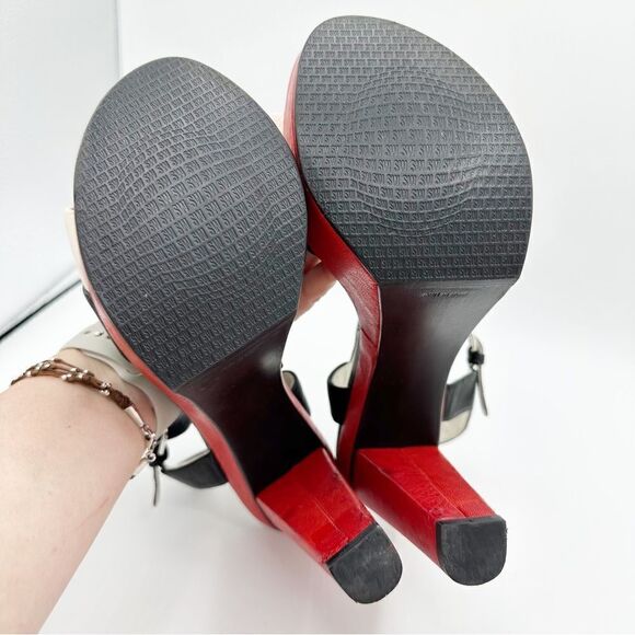 Stuart Weizmann Black Red and White Wide Strap Platform Sandals with Ankle Strap - Picture 13 of 15